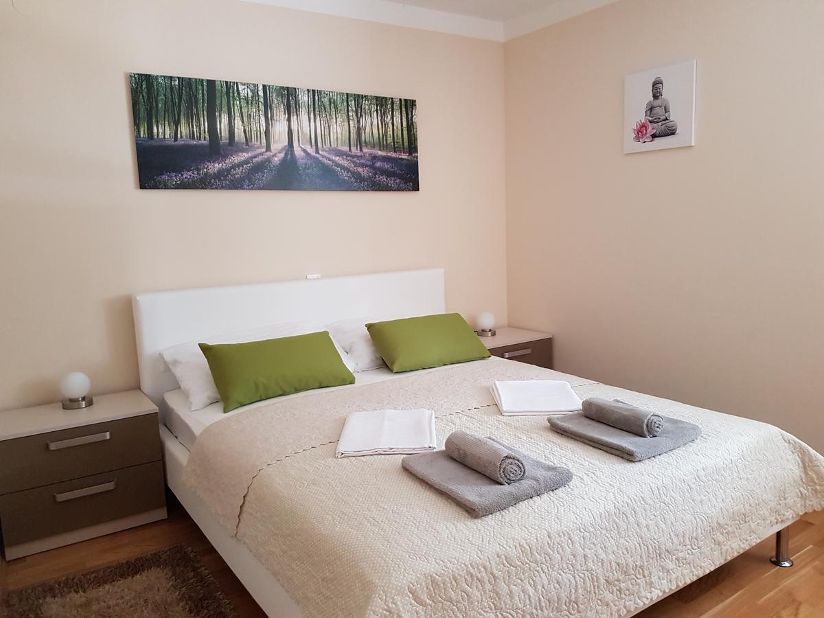 Apartman Branka 스타리그라드 파클레니차 외부 사진