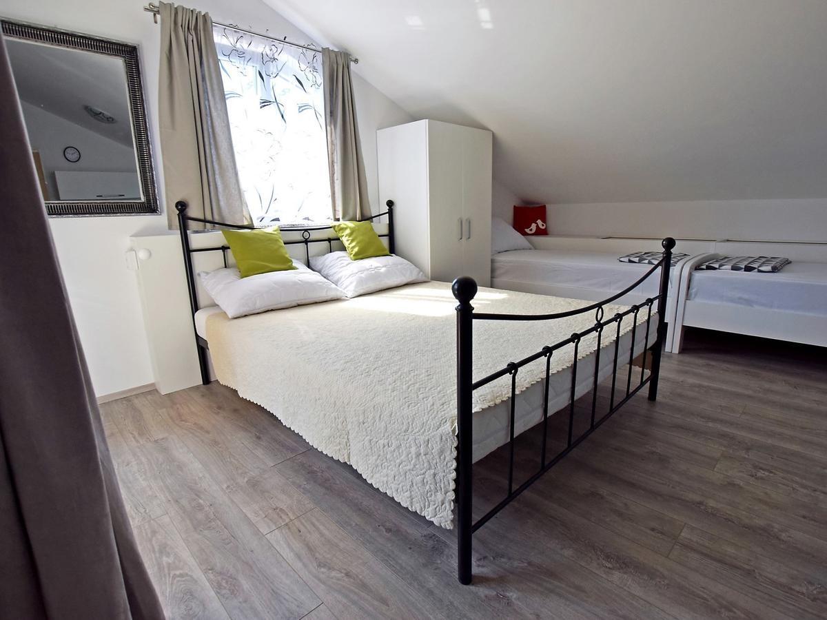 Apartman Branka 스타리그라드 파클레니차 외부 사진